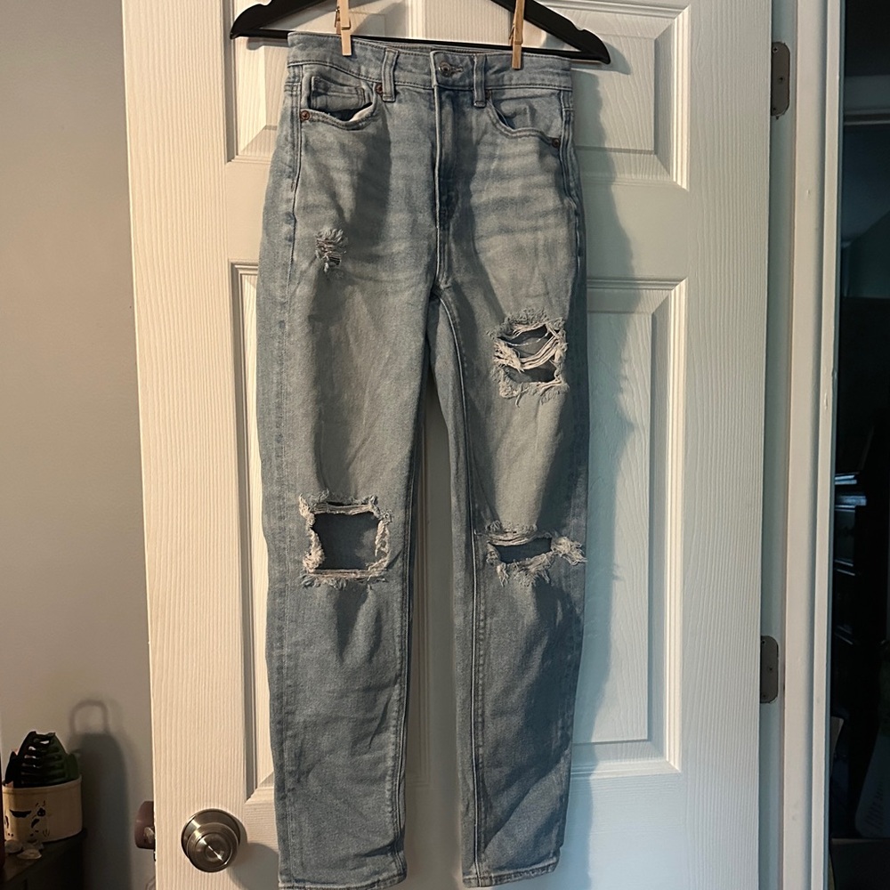American Eagle Outfitters Light Blue Boyfriend Jeans